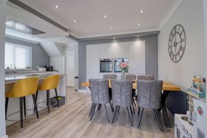 Kitchen/Diner- click for photo gallery